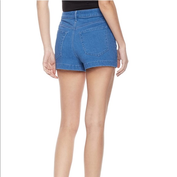 NWOT Lily & Parker Denim Shorts - Picture 8 of 8